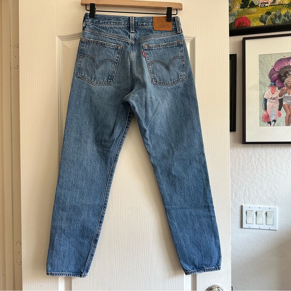 Levi’s 501 Wedgie Jeans. Size: 25. Excellent condition 💙 - Picture 7 of 13